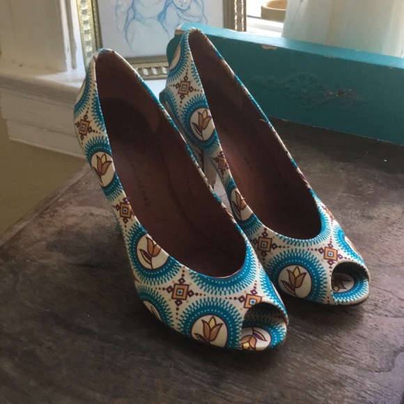 Marc by Marc Jacobs patterned open toe pump - Picture 1 of 6